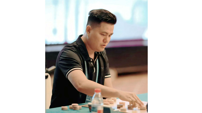 Kỳ thủ Lại Lý Huynh Ảnh | N.T 3.jpg