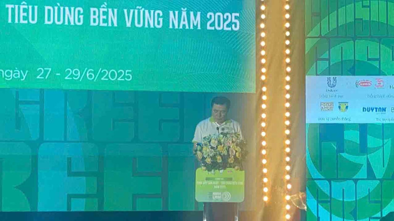 Ông Nguyễn Sinh Nhật Tân - Thứ trưởng Công thương phát biểu. 9dc76c37c7c1709f29d0.jpg