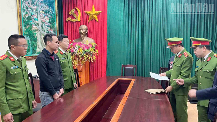 Cơ quan cảnh sát điều tra, Công an tỉnh Sơn La đã ra lệnh giữ khẩn cấp lái xe gây tai nạn trên tuyến Quốc lộ 6.