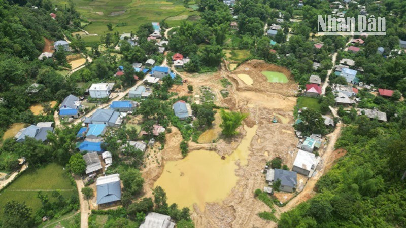 Một trong những điểm khai thác vàng trái phép tại khu vực bản Lứa, xã Pi Tong, huyện Mường La, tỉnh Sơn La.