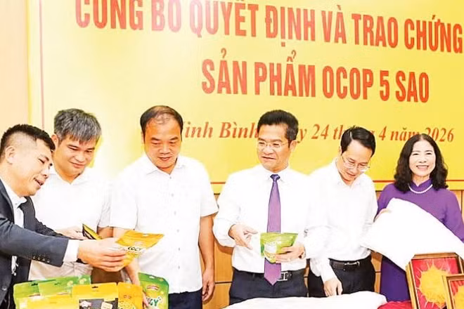 Tháng 4/2006, tỉnh Ninh Bình có thêm bốn sản phẩm đạt chuẩn OCOP 5 sao cấp quốc gia.