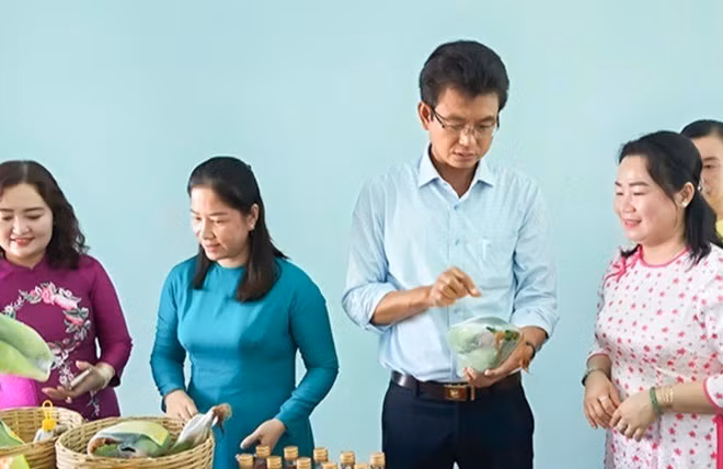 Các sản phẩm nông nghiệp truyền thống của xã Vĩnh Mỹ đạt tiêu chuẩn OCOP. 