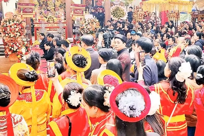 Khai mạc Lễ hội đền Kim Đằng, phường Sơn Nam, tỉnh Hưng Yên.