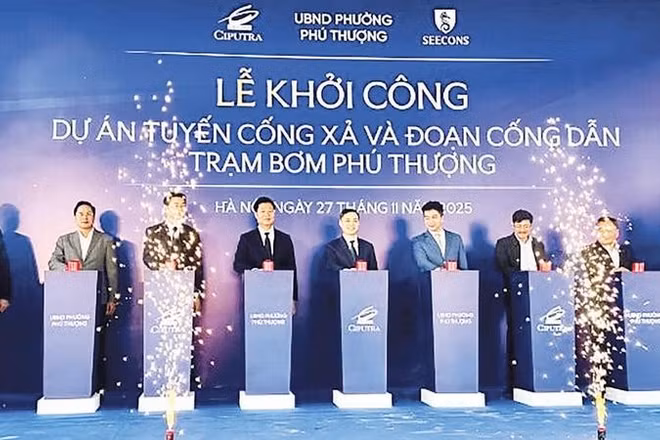 Lãnh đạo phường Phú Thượng khởi công dự án tuyến cống xả và đoạn cống dẫn Trạm bơm Phú Thượng, phấn đấu đưa vào sử dụng trong tháng 5/2026.
