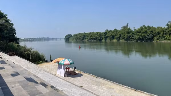 Người dân phát hiện thi thể phụ nữ trôi trên sông Thạch Hãn, đoạn qua thôn Hậu Kiên, xã Triệu Phong.