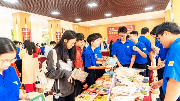 Phát triển Không gian tri thức số tại Huế