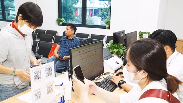Miễn phí dịch vụ công trực tuyến