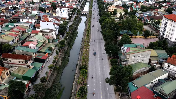 Tuyến đường Nguyễn Sỹ Sách hiện nay. (Ảnh: HH)
