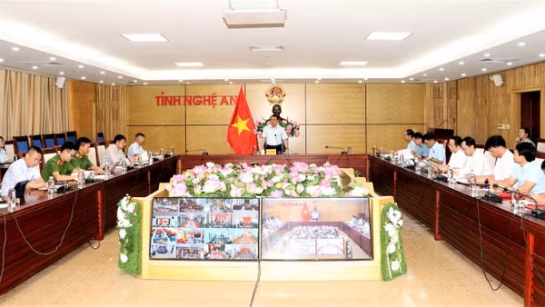 Quang cảnh cuộc họp. (Ảnh: PHAN QUỲNH)