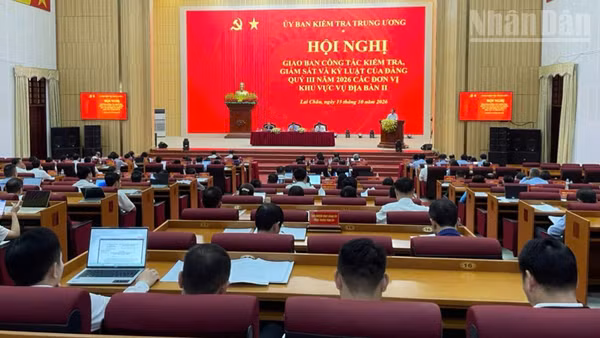 Các đại biểu tham dự hội nghị giao ban quý 3 của Ủy ban Kiểm tra Trung ương tổ chức tại Lai Châu. (Ảnh: TT)