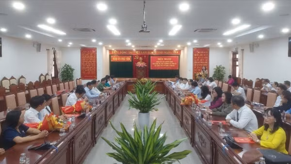 Quang cảnh hội nghị.