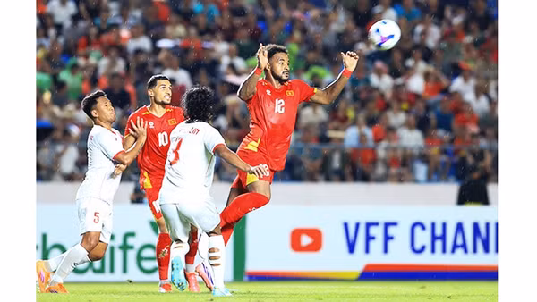 Đội tuyển Việt Nam có trận thắng 4-0 trước ĐT Myanma trên sân vận động Thái Nguyên. Ảnh: TRẦN HẢI