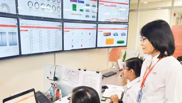 Ứng dụng công nghệ quản lý nội khu Công viên phần mềm Quang Trung.