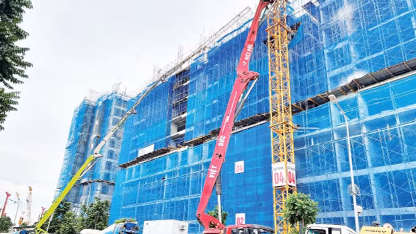 Đẩy nhanh tiến độ các công trình có vốn đầu tư công tại các địa phương góp phần nâng cao mức tăng trưởng.