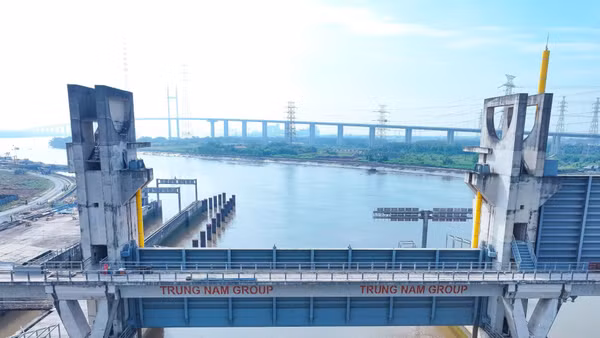 Dự án Giải quyết ngập do triều khu vực Thành phố Hồ Chí Minh giai đoạn 1 đã được tháo gỡ các vướng mắc để phấn đấu vận hành hiệu quả trong năm 2026.