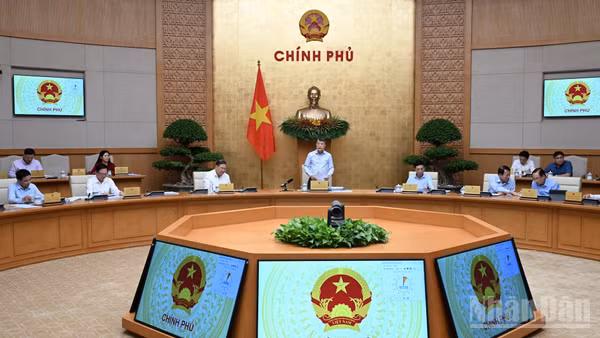 Thủ tướng Lê Minh Hưng chủ trì Phiên họp Chính phủ thường kỳ tháng 8 năm 2026.