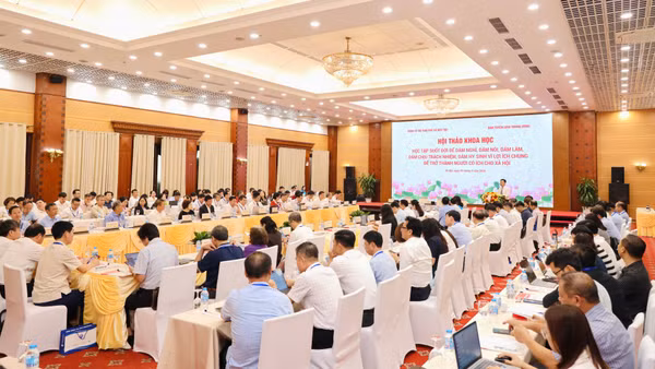 Quang cảnh hội thảo. (Ảnh: VĂN MẠNH) 