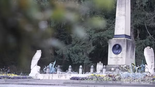 Khu tưởng niệm nhà thơ Mikhail Lermontov tại Pyatigorsk. (Ảnh: THANH THỂ)
