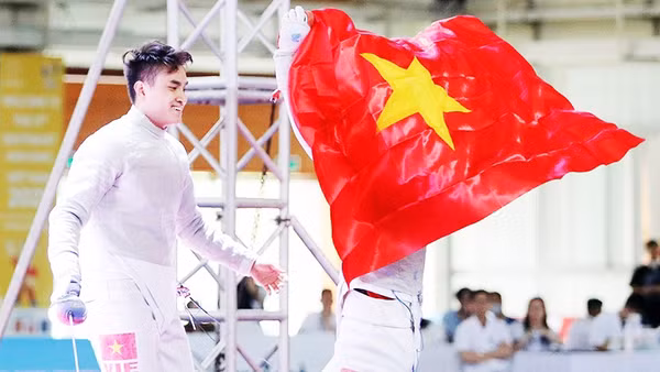 Các vận động viên luôn mang theo thông điệp về một Việt Nam đoàn kết, năng động và phát triển. Ảnh: LÊ MINH