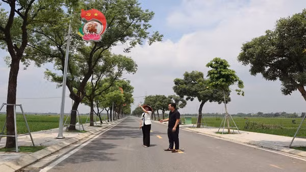Xã Hát Môn, thành phố Hà Nội hướng tới xây dựng nông thôn mới hiện đại. (Ảnh: MINH ANH)
