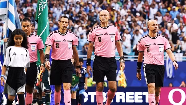 Bên lề World Cup