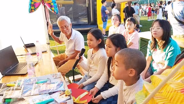 Nhiều hoạt động tìm hiểu bản sắc văn hóa Việt Nam đã được tổ chức tại Hungary. Ảnh: NVCC