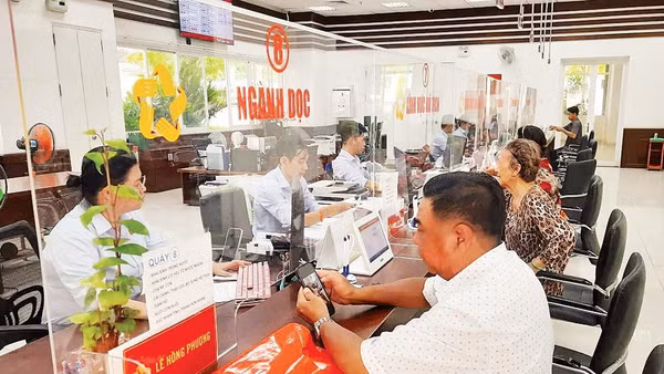 Phường Phú Nhuận, Thành phố Hồ Chí Minh đẩy mạnh cải cách hành chính phục vụ người dân và doanh nghiệp.