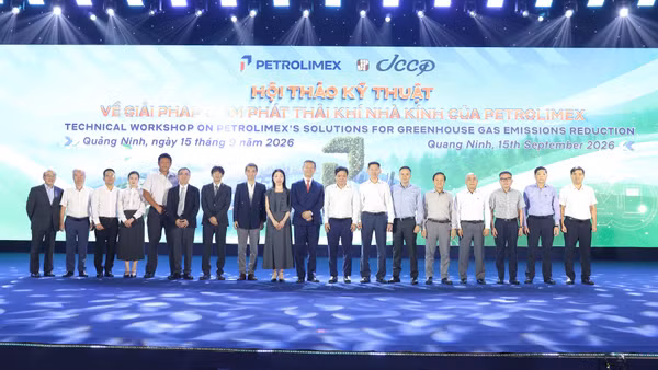 Đại diện lãnh đạo Petrolimex tham dự Hội nghị. (Ảnh: Petrolimex)