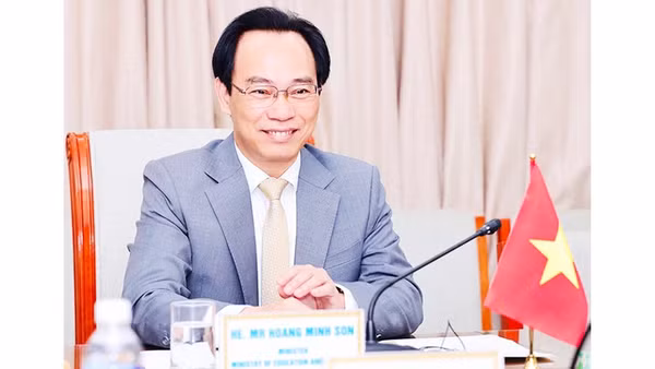 Đồng chí Hoàng Minh Sơn, Ủy viên Trung ương Đảng, Bộ trưởng Giáo dục & Đào tạo.