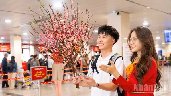 Vietjet mở bán sớm 3,1 triệu vé Tết Nguyên đán Đinh Mùi 2027 trên toàn mạng bay trong nước và quốc tế. (Ảnh: BẢO VY)