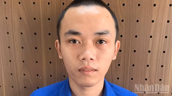 Bị can Nguyễn Ngọc Hóa. (Ảnh: HOÀNG ĐÔ)