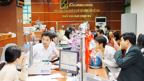 Nhiều ngân hàng lớn đang chuẩn bị triển khai các kế hoạch huy động vốn quy mô lớn qua kênh trái phiếu. Ảnh: NAM ANH