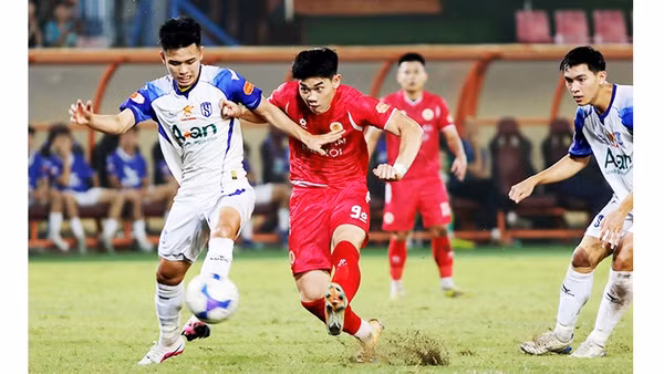 Bóng đá Việt Nam có cơ hội trở lại sân chơi C1 châu Á sau 2 mùa vắng mặt. Ảnh: LÊ MINH