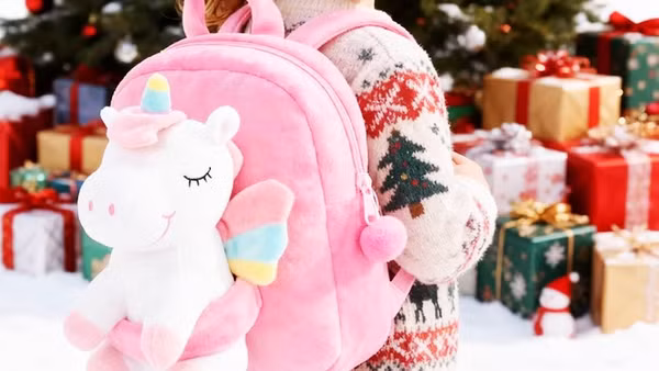 Sản phẩm ba-lô kỳ lân gây tranh cãi. Ảnh: ABC NEWS