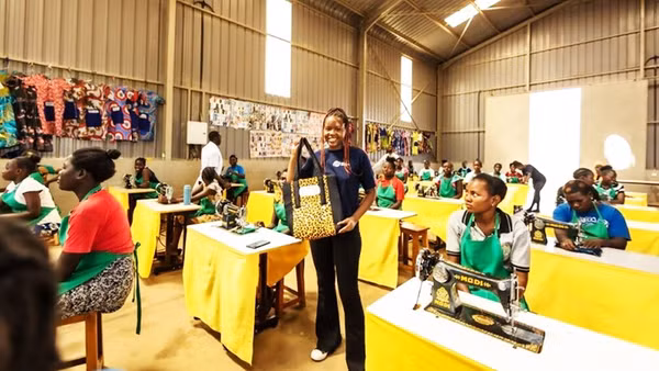 Giáo dục dạy nghề tại Uganda. Ảnh: ILO