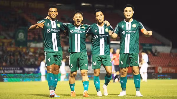 CLB Trường Tươi Đồng Nai giành vé thăng hạng V.League mùa tới.