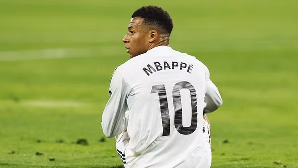 Mbappe bị chỉ trích