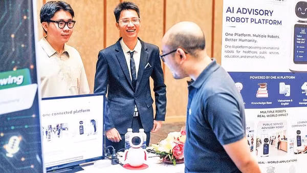 Các dự án khởi nghiệp sáng tạo giới thiệu sản phẩm trong khuôn khổ Diễn đàn đầu tư mạo hiểm và thiên thần Đà Nẵng năm 2026.