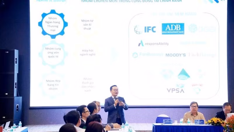 h2-hoi-thao-nam-a-bank.jpg