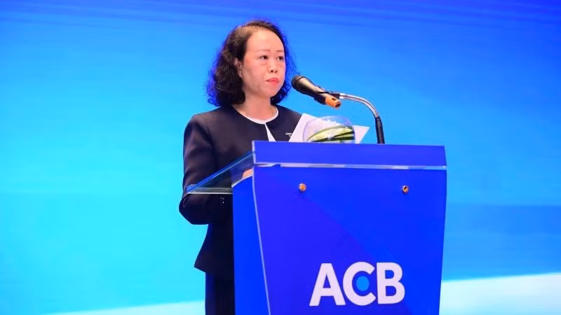 h3-acb-ba-tran-thi-ngoc-lien-pho-giam-doc-nhnn-chi-nhanh-khu-vuc-2-phat-bieu-tai-hoi-nghi-1.jpg