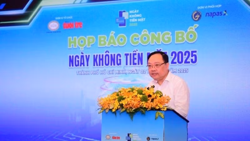 Ông Phạm Anh Tuấn - Vụ trưởng Vụ Thanh toán Ngân hàng Nhà nước phát biểu tại họp báo Chương trình Ngày không tiền mặt 2025 chủ đề "Thanh toán không tiền mặt thúc đẩy kinh tế số".