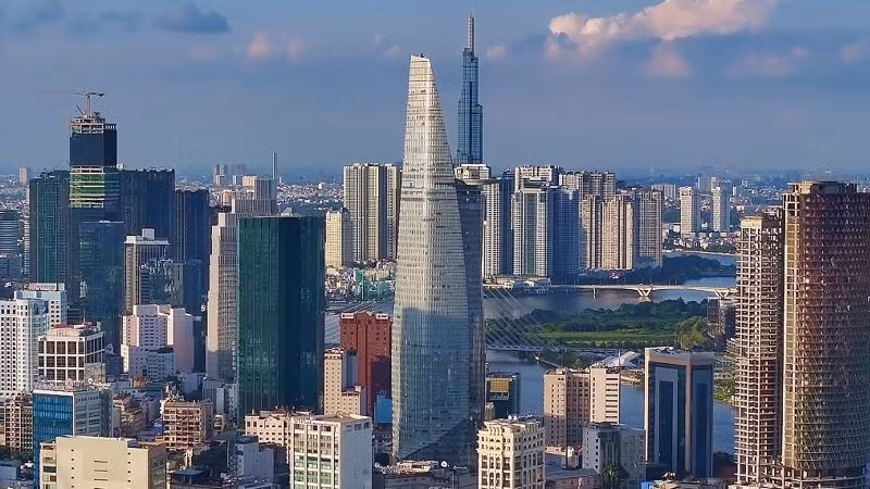Năm 2026, Thành phố Hồ Chí Minh ưu tiên nguồn lực cho các công trình hạ tầng trọng điểm, tạo sức bật tăng trưởng kinh tế. (Ảnh: TÙNG ANH)