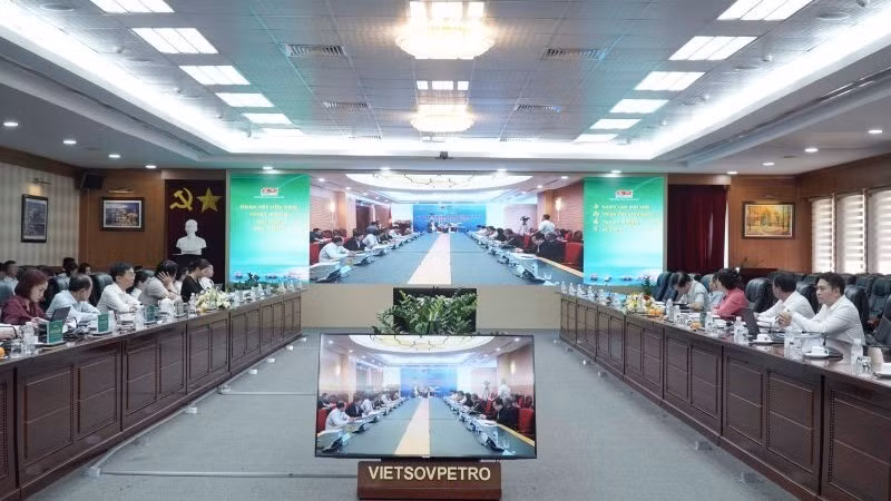 Toàn cảnh buổi làm việc