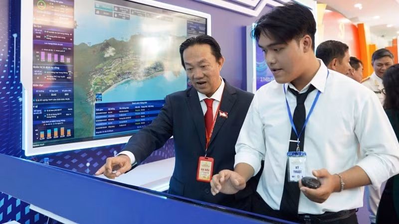 Công nghệ và đổi mới sáng tạo, hướng tới mục tiêu xây dựng Thành phố Hồ Chí Minh trở thành trung tâm đổi mới sáng tạo quốc tế giai đoạn 2025-2030 (Ảnh: THẾ ANH)