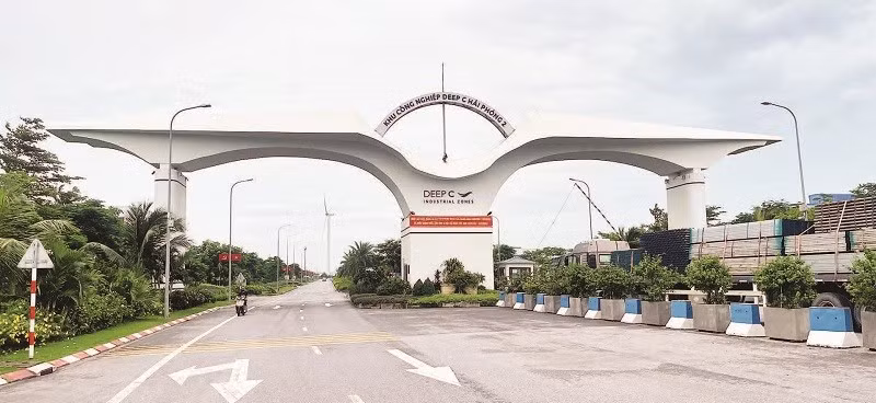 Khu công nghiệp DEEP C Hải Phòng thu hút được nhiều doanh nghiệp FDI các ngành công nghệ cao, công nghệ sạch, thân thiện với môi trường.