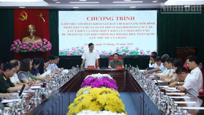 Đoàn công tác làm việc với Tỉnh ủy Sơn La.