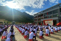 Khai giảng năm học mới tại Trường phổ thông dân tộc bán trú THCS Pa Ủ.