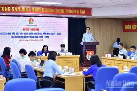 Toàn cảnh hội nghị.