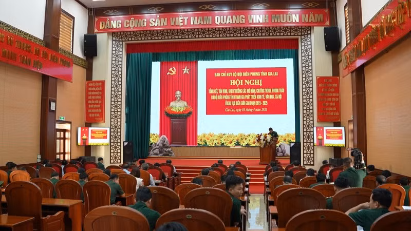 Toàn cảnh hội nghị.