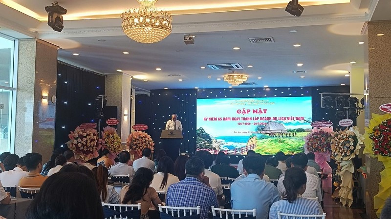 Quang cảnh buổi lễ.